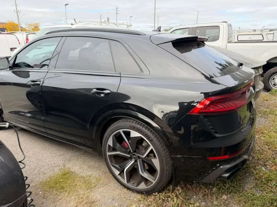 Audi RSQ8 4.0 TFSI quattro 2022
