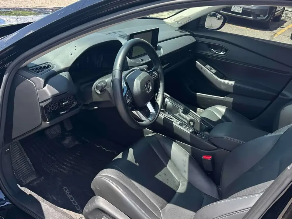Honda Accord Touring 2025