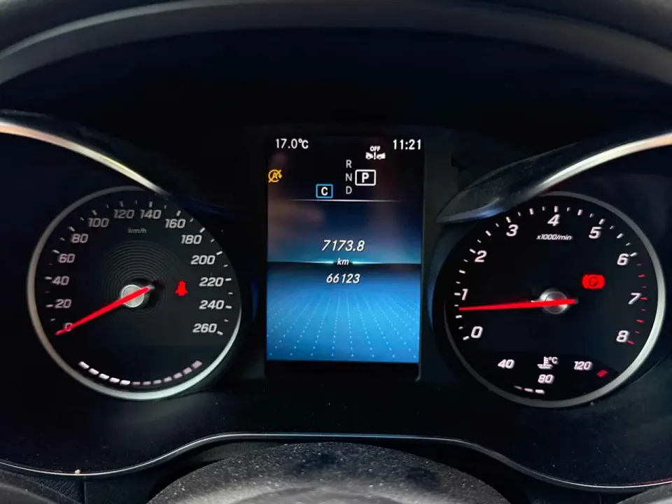 Mercedes-Benz GLC 300 4MATIC Coupe 2023