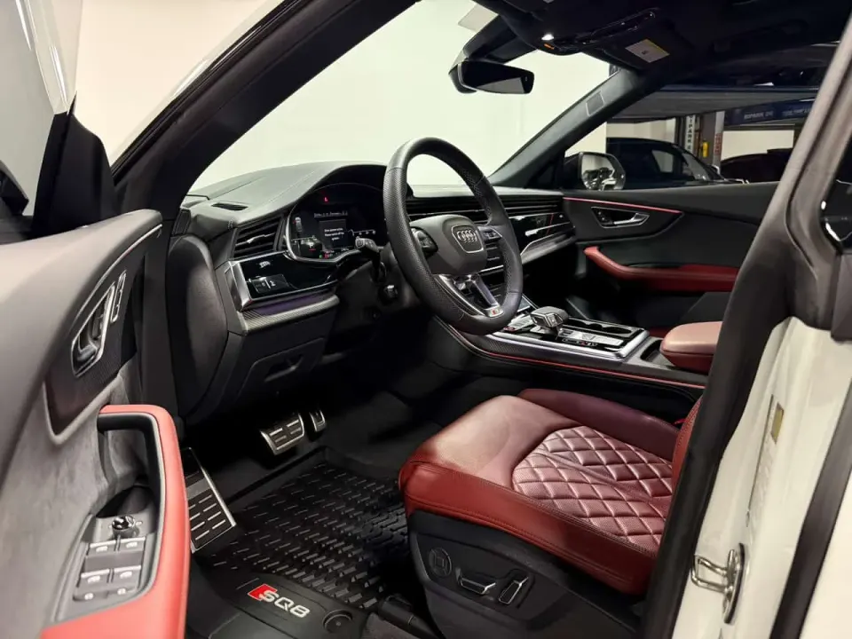 Audi SQ8 4.0 TFSI quattro 2025