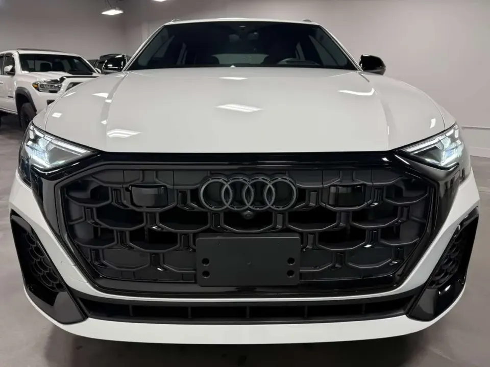 Audi SQ8 4.0 TFSI quattro 2025