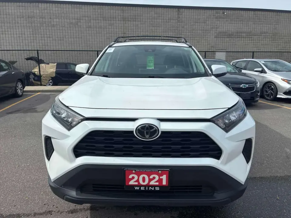 Toyota Rav4 LE 2021