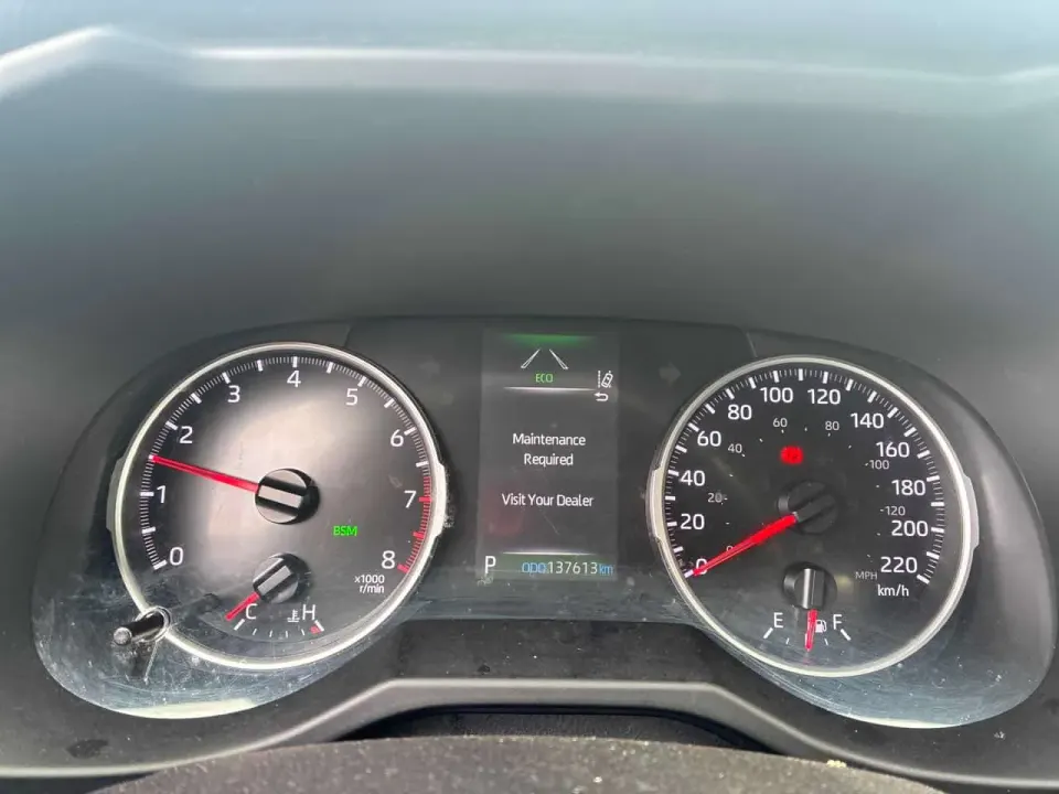 Toyota Rav4 LE 2021
