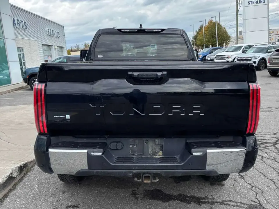 Toyota Tundra SR5 2023