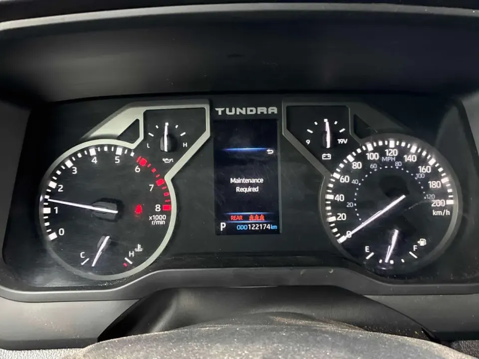Toyota Tundra SR5 2023
