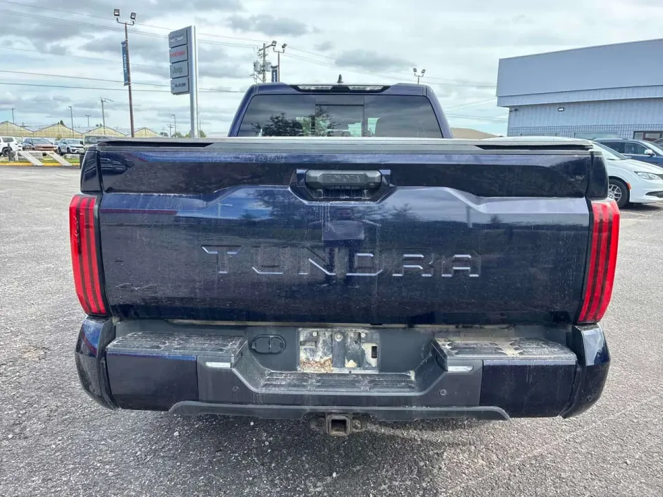 Toyota Tundra SR 2024