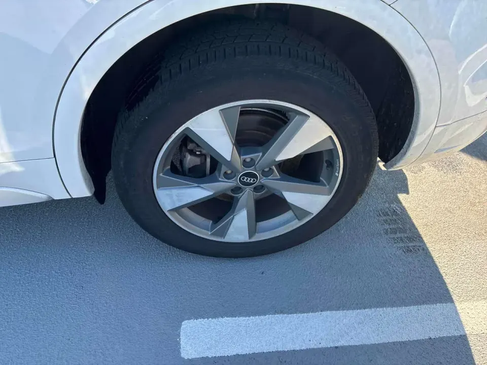 Audi Q5 Komfort 2021