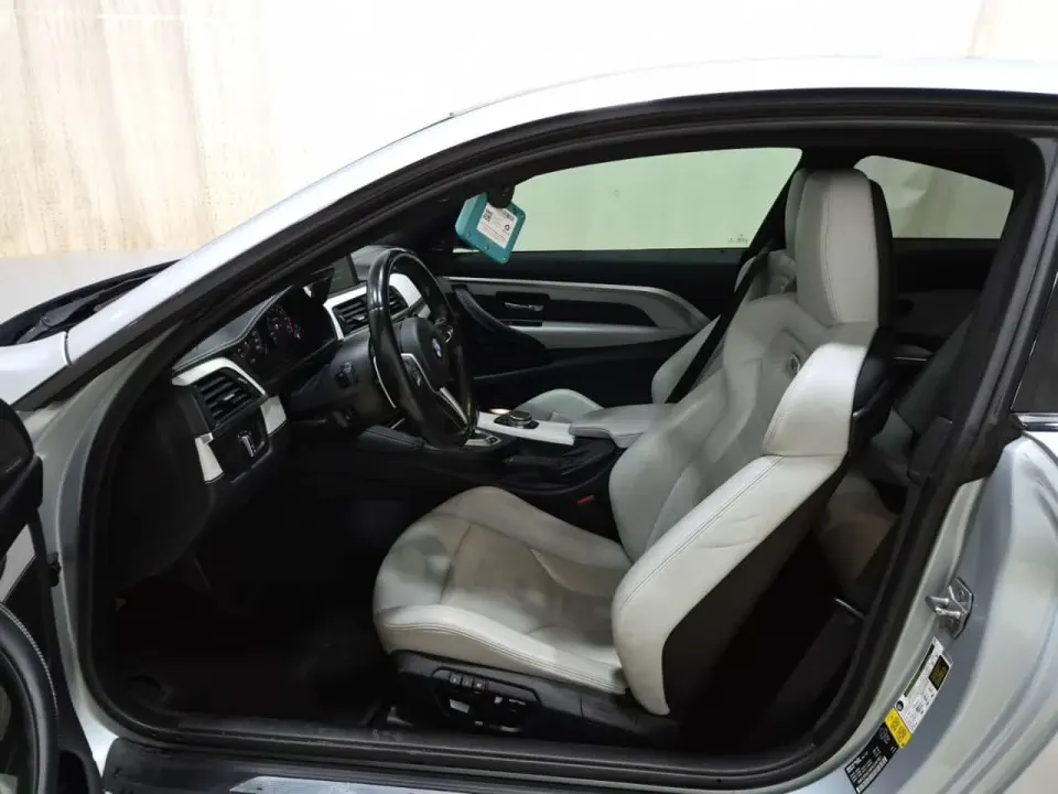 BMW M4 2DR CPE 2015