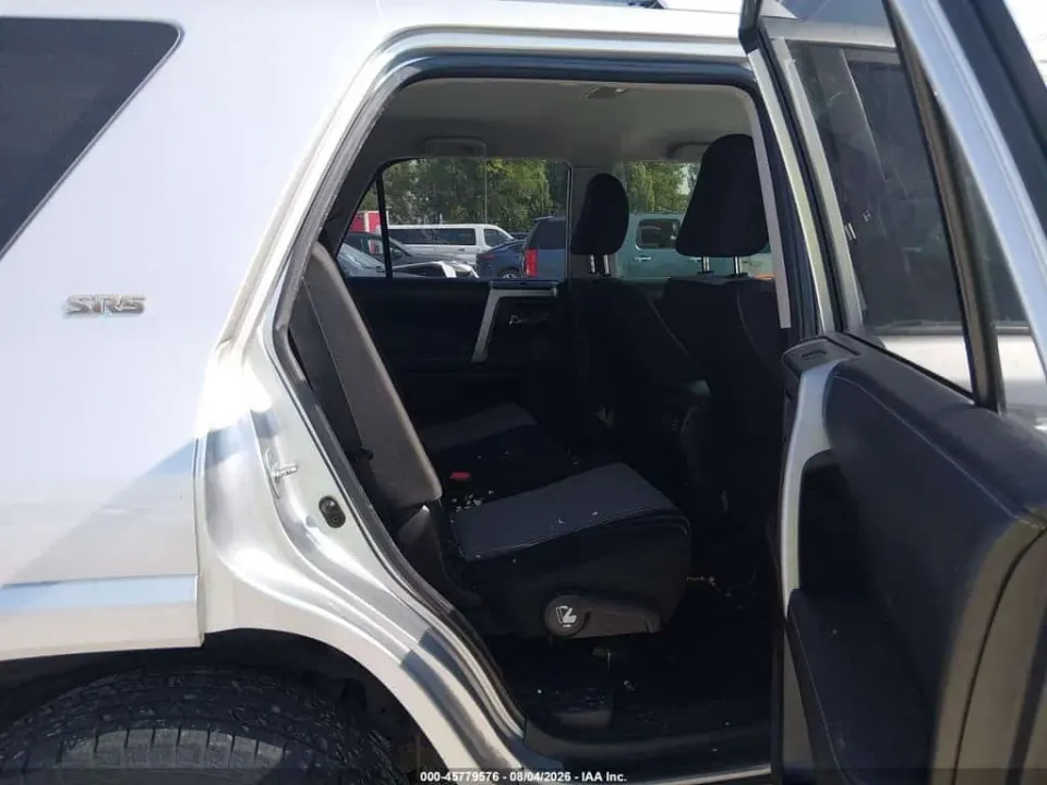 Toyota 4runner SR5 2014