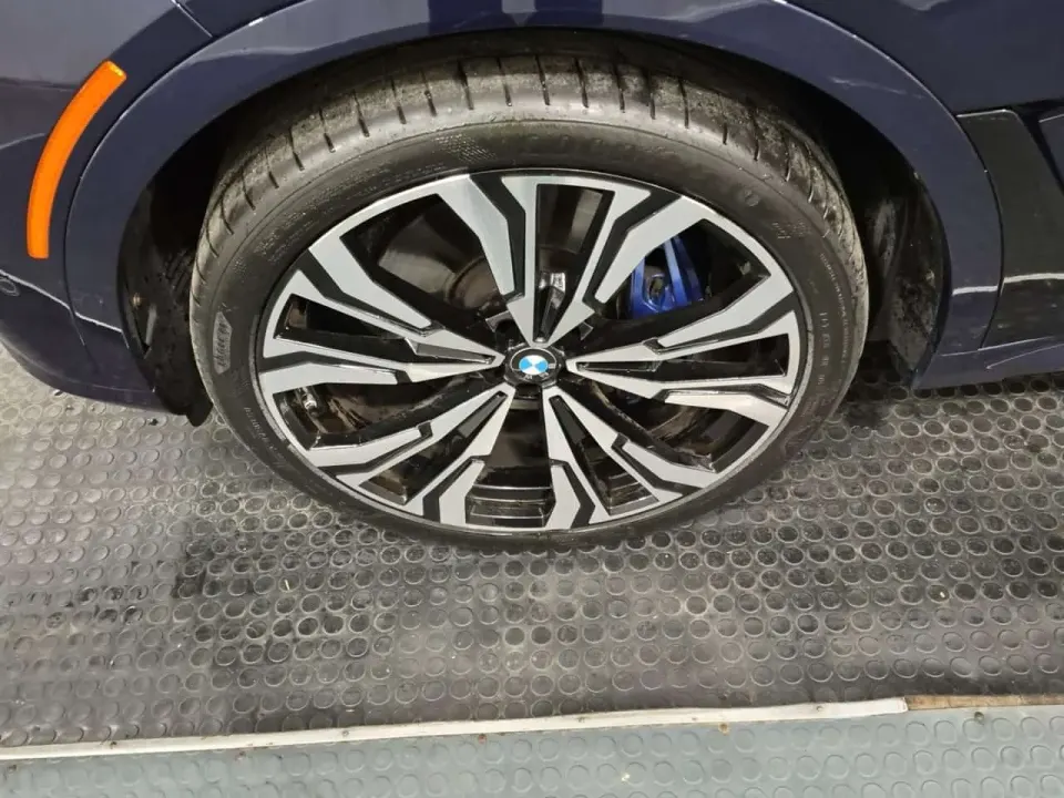 BMW X7 Sports Activity Vehicle Xdrive40i 2023