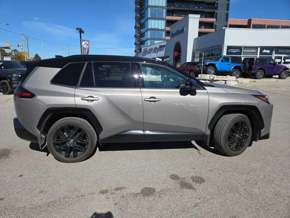 Toyota Rav4 XSE AWD 2026