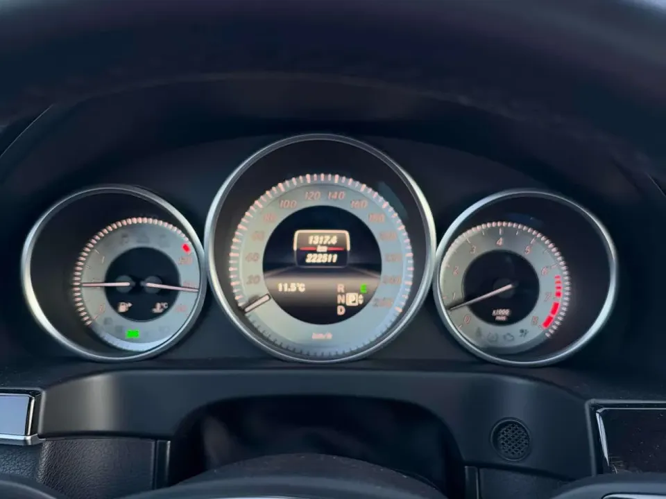 Mercedes-Benz E 300 2016
