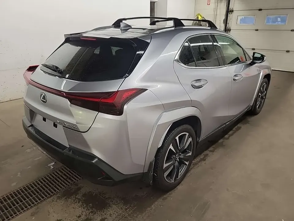Lexus UX 250H 2023