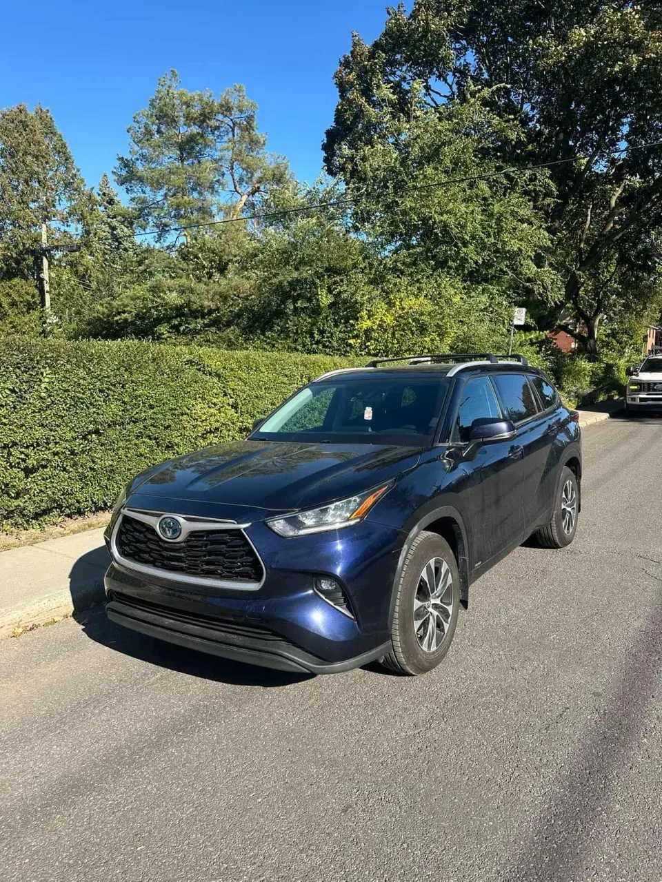 Toyota Highlander Hybrid XLE 2022