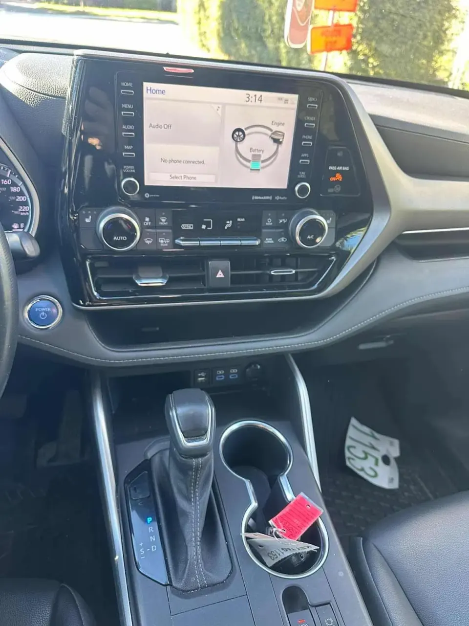 Toyota Highlander Hybrid XLE 2022