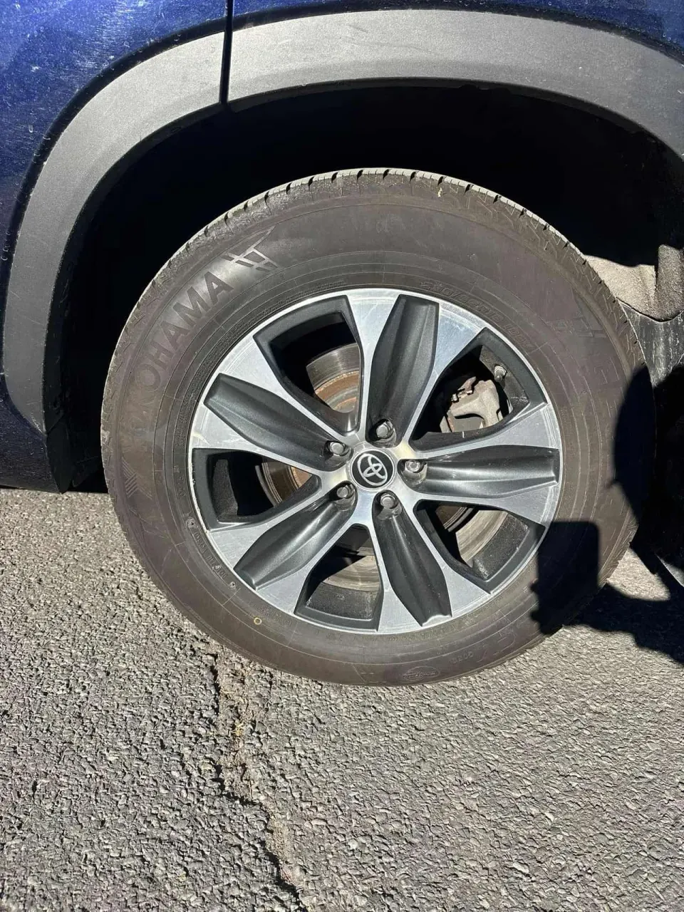 Toyota Highlander Hybrid XLE 2022