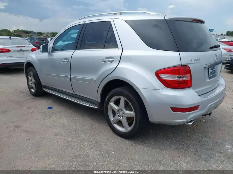 Mercedes-Benz ML 550 4MATIC 2011