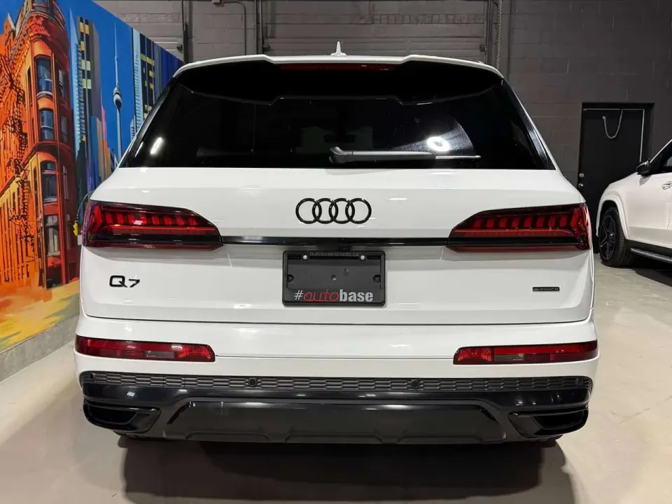 Audi Q7 3.0 Mild Hybrid TECHNIK BLACK OPTICS CLEAN CARFAX! 2022