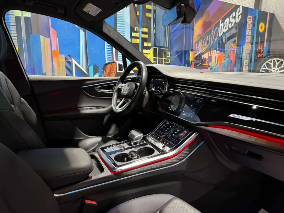 Audi Q7 3.0 Mild Hybrid TECHNIK BLACK OPTICS CLEAN CARFAX! 2022
