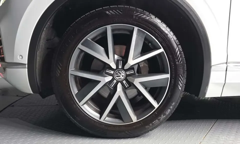 VW Touareg 3.0 TDI Prestige 2020