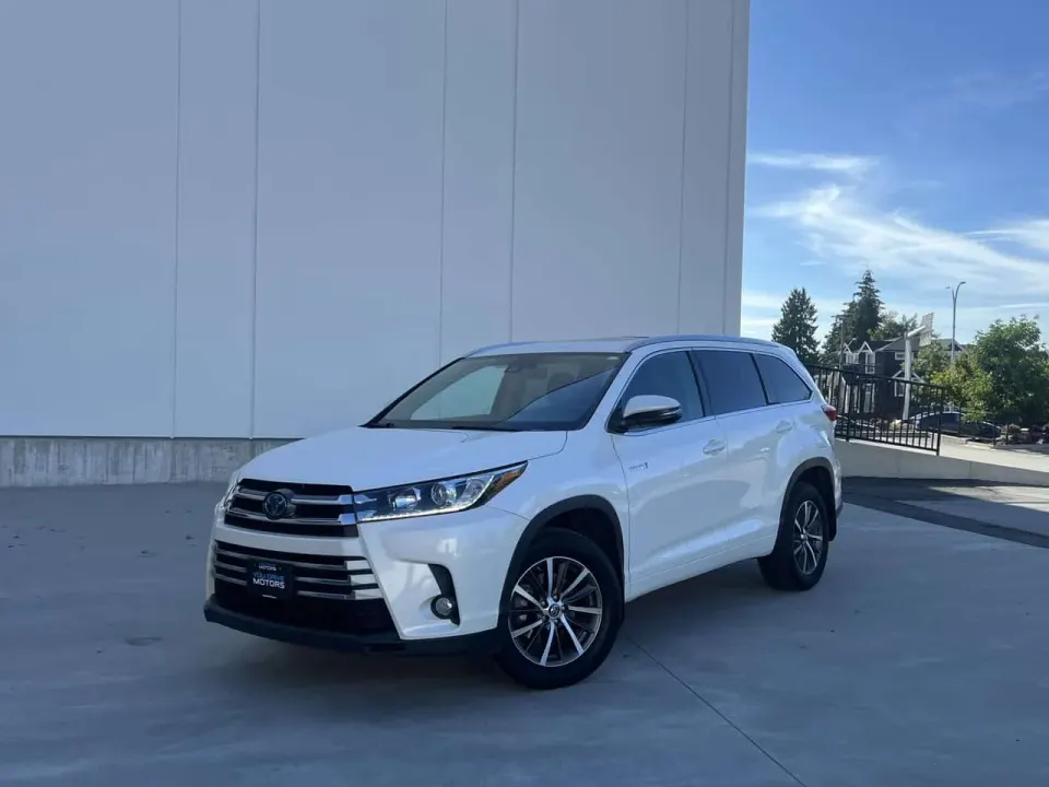 Toyota Highlander 3.5 Hybrid AWD 4dr XLE 2017