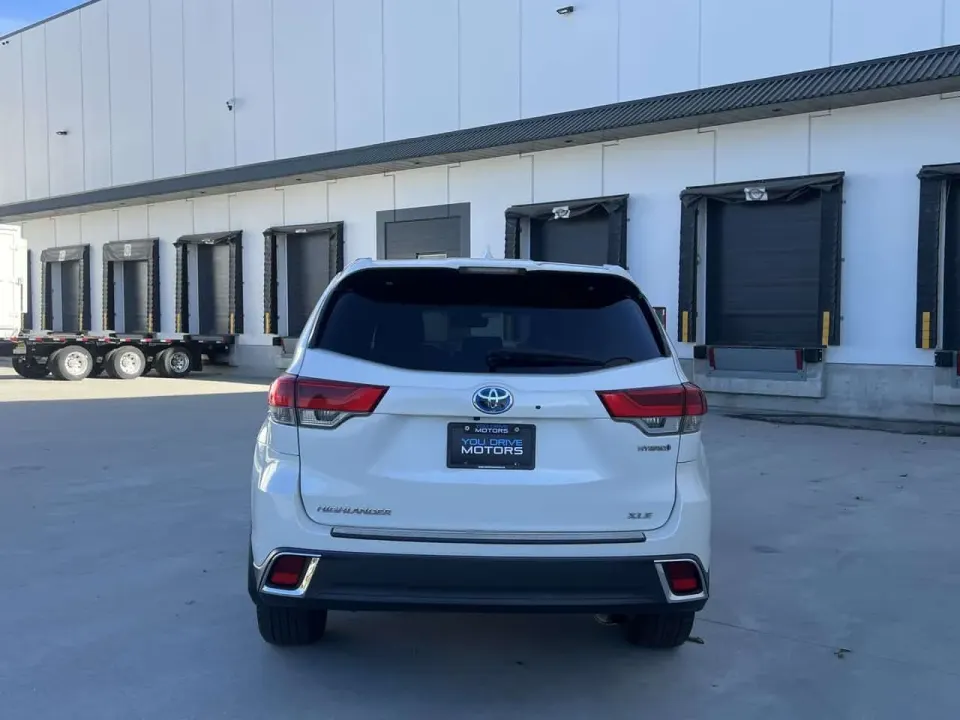 Toyota Highlander 3.5 Hybrid AWD 4dr XLE 2017