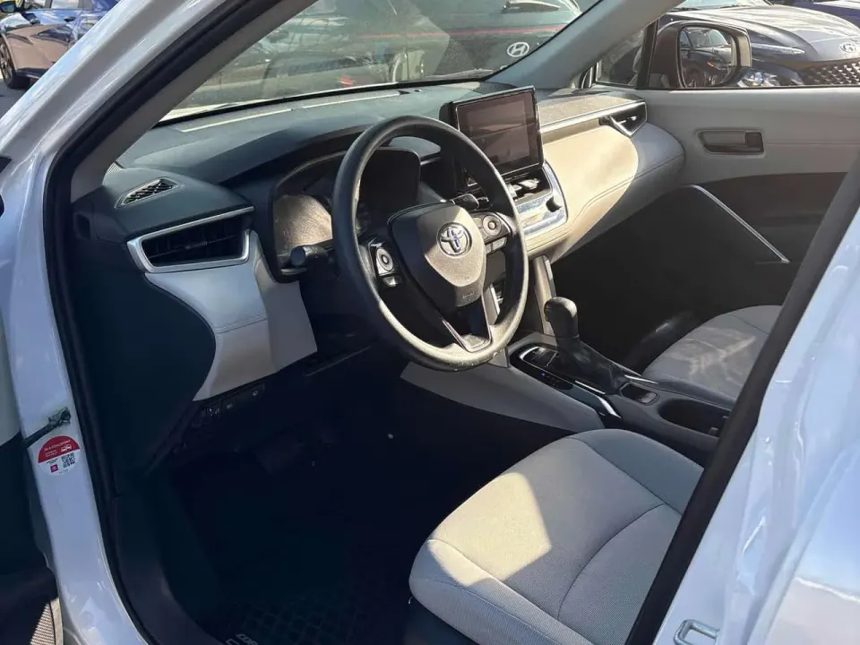 Toyota Corolla Cross L 2024