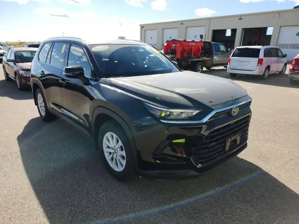 Toyota Highlander XLE 2024