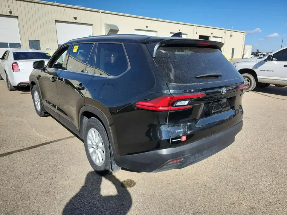 Toyota Highlander XLE 2024