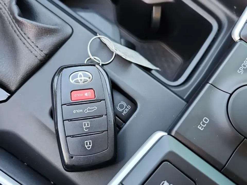 Toyota Highlander XLE 2024