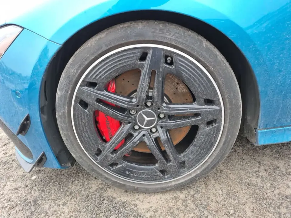Mercedes-Benz AMG CLA 45 2024