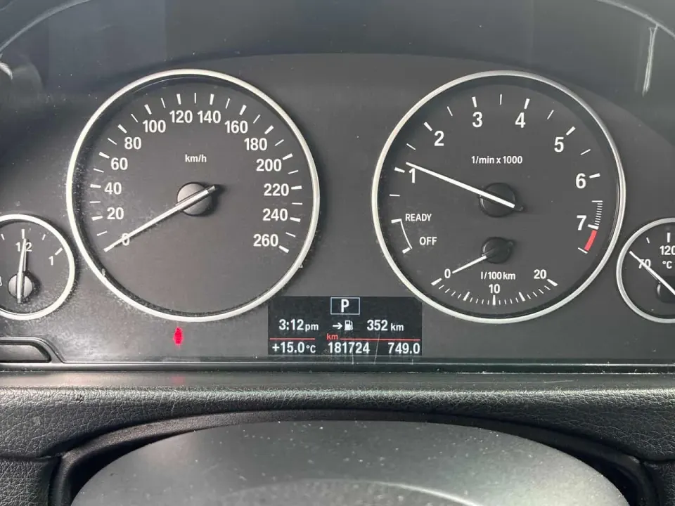 BMW 320i xDrive 2014