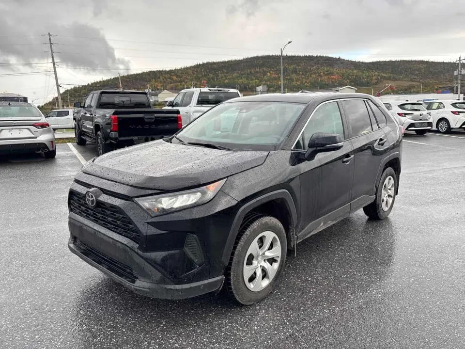 Toyota Rav4 LE 2022
