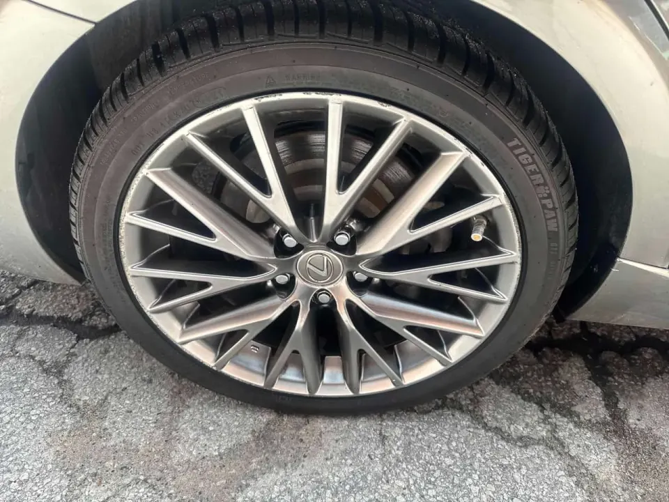 Lexus IS 300 2019