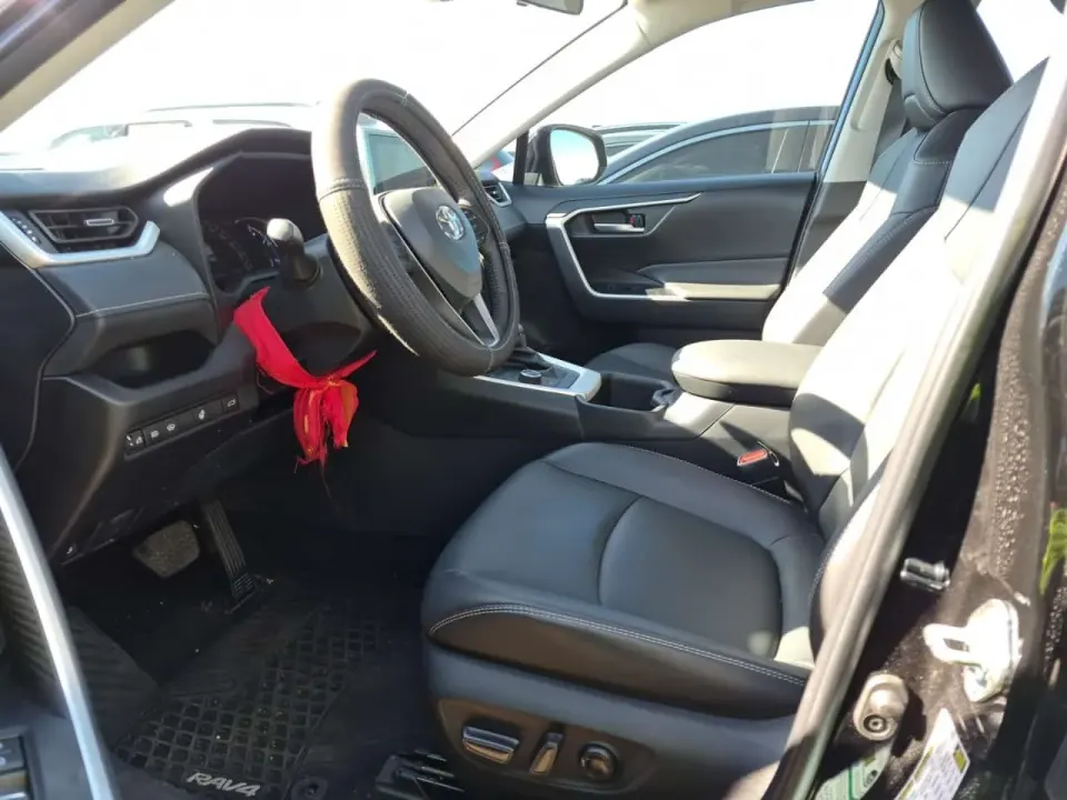 Toyota Rav4 Awd Hybrid Xle 2025