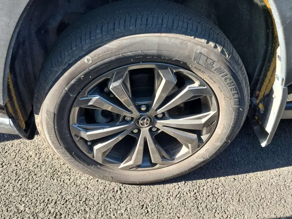 Toyota Rav4 Awd Hybrid Xle 2025
