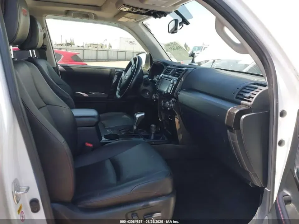 Toyota 4runner TRD OFF ROAD PREMIUM 2018