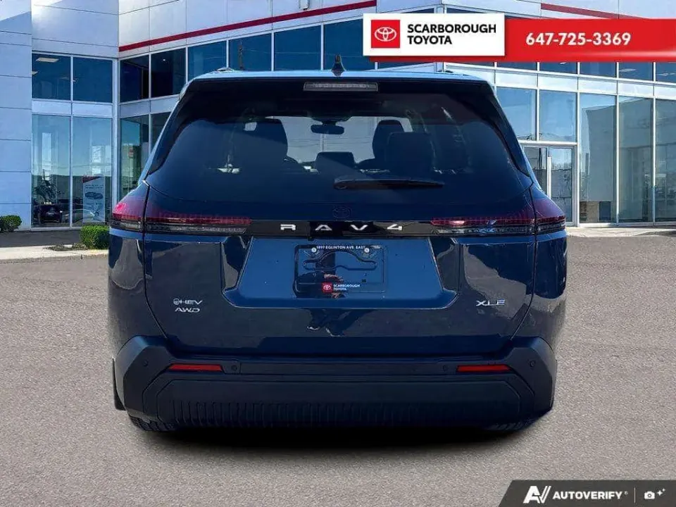 Toyota Rav4 XLE AWD Premium PKG | Panoramic Roof | Leather 2026