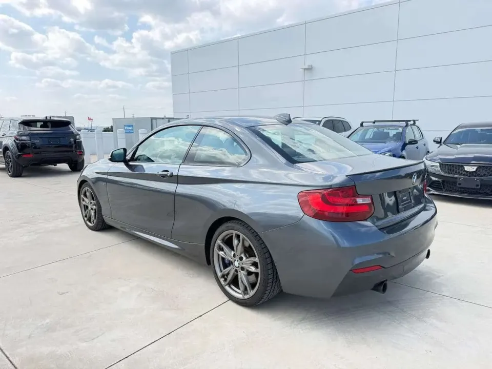 BMW M235i Coupe M Sport Line Dual Automatic Climate Controls I Heated Front Seats I Fine-Wood Trim Fineline Stream 2014