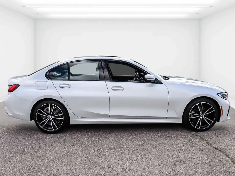 BMW 330i xDrive Sedan (5R79) 2020