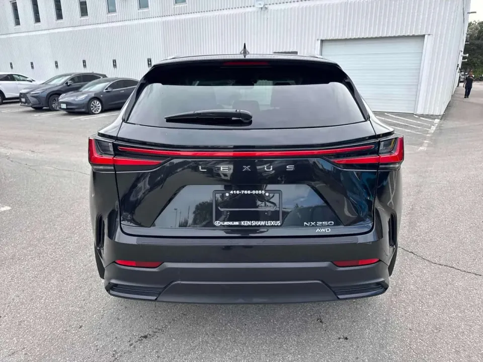 Lexus NX 250 2024