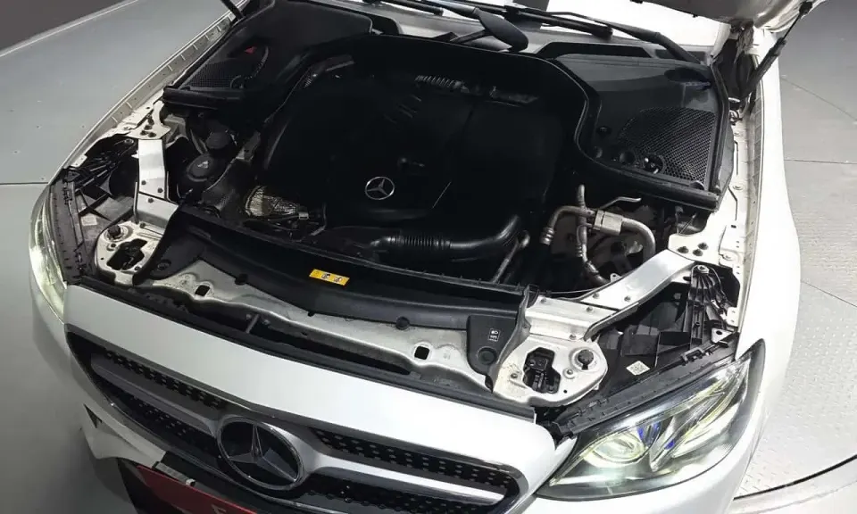 Mercedes-Benz E 220 E220d Coupe 2018