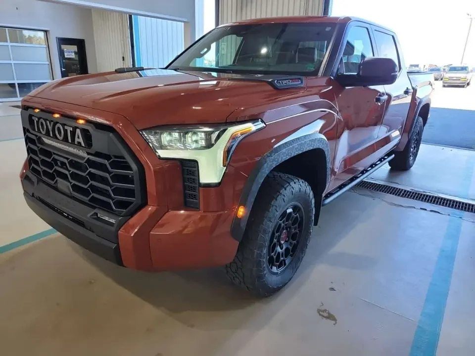 Toyota Tundra 4x4 Crewmax Limited Hybrid Crew Cab Short Bed 2024