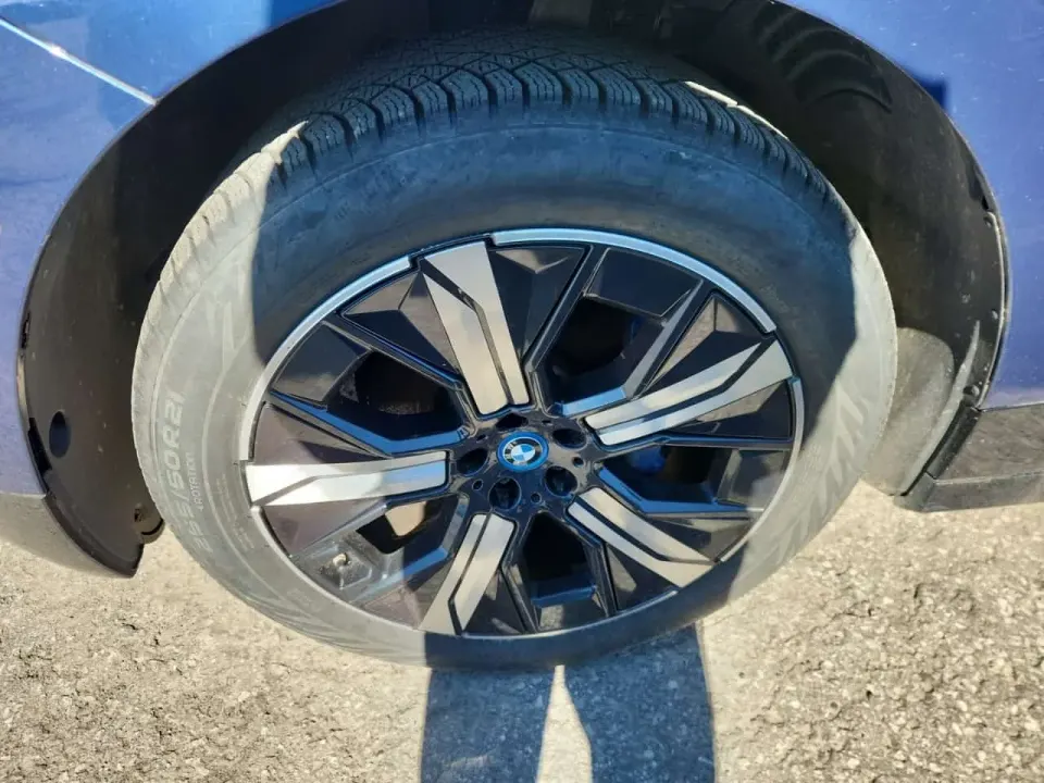 BMW iX XDRIVE40 2023