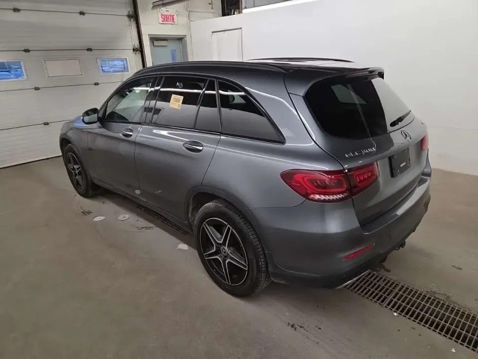 Mercedes-Benz GLC 300 2022