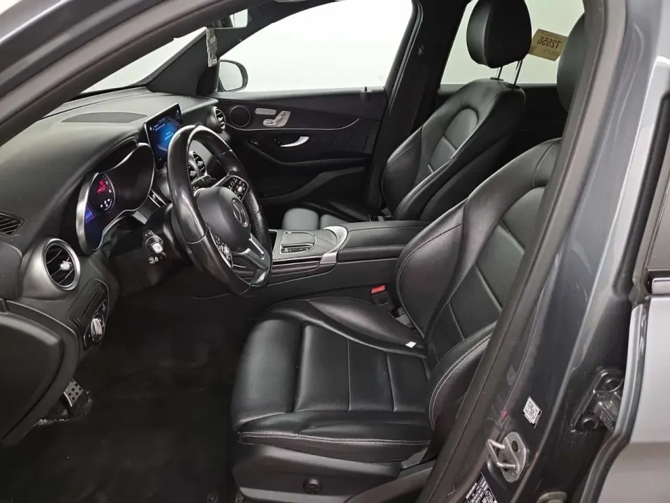 Mercedes-Benz GLC 300 2022