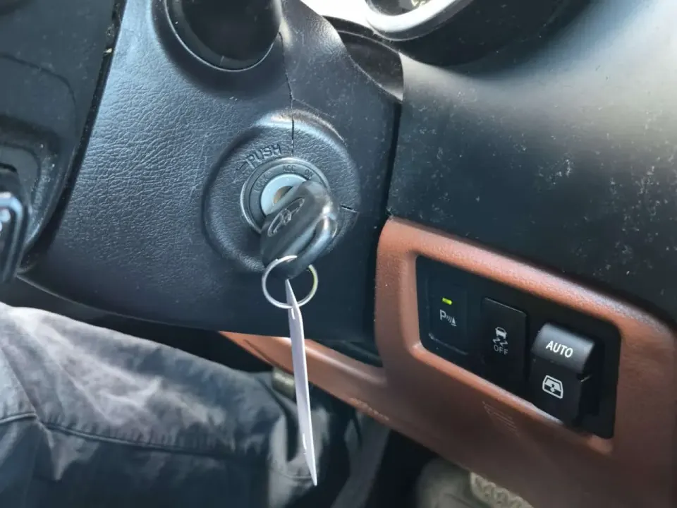 Toyota Sequoia 4wd 5.7l Platinum 2018