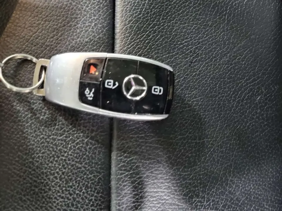 Mercedes-Benz 4dr Sdn 4matic E 400 2017