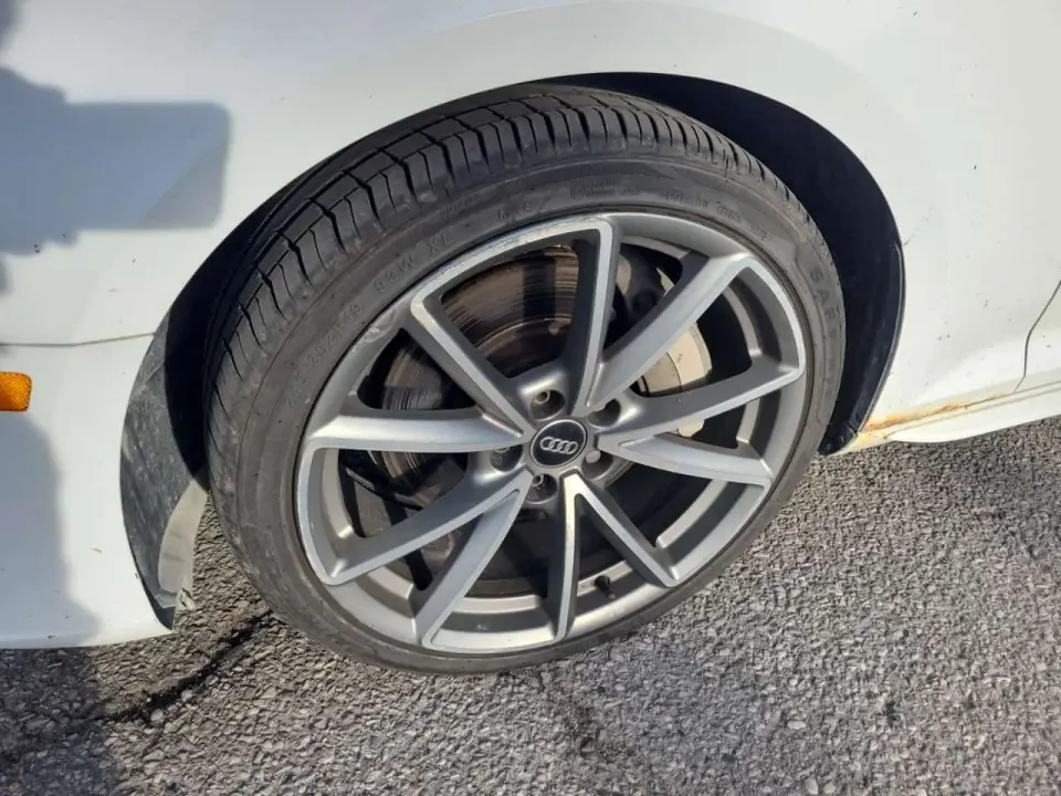 Audi A4 4dr Sdn Auto Quattro Progressiv 2017
