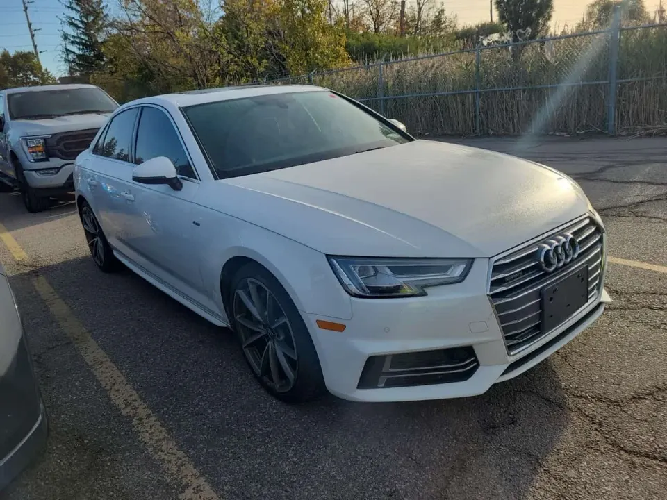 Audi A4 4dr Sdn Auto Quattro Progressiv 2017